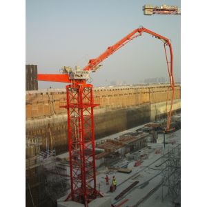 Max Horizontal Reach 36m Concrete Placer Boom 380V / 50Hz With 4 Boom Sections