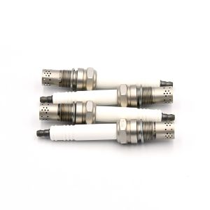 0.3mm Gap P3.V3 347257 Generator Spark Plug For GS 420