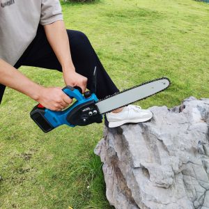 China Outdoor 12 Inch Single Hand Chainsaw 650W Electric Motor Cordless Chainsaw on sale