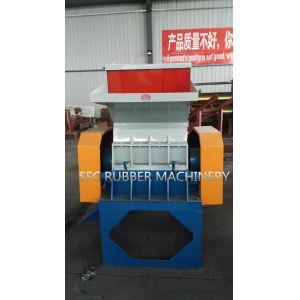 Vertical 22KW Automatic Rubber Coarse Crusher For Waste Rubber