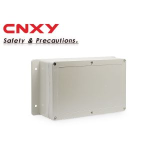 China Wall Mount Flanged Plastic Box Corrosion Resistance 0.16 Inch Screw Thread on sale