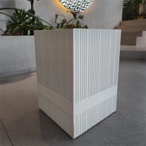 Frost Resistant Character Fiber Clay Planter Hand Carve Finishing For Lightweigh