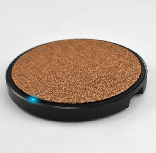Quality PU Fabric Texture 12V 2A Qi Wireless Charging Pad 15W Quick Charge wholesale