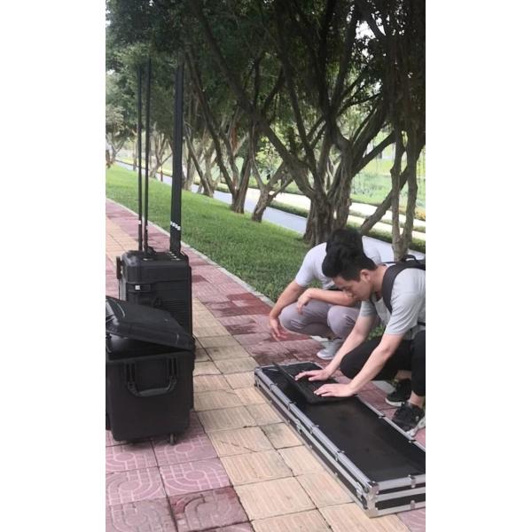 Intelligent Phone Jamming Device Bomb Eod Jammer 20MHz-6000MHz