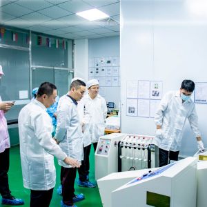 27 MHz CB Antenna Made of Aluminum Alloy with Maximum Power Input of 100 Watts