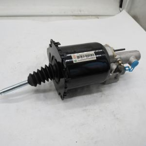 Sinotruk WG9725230041/2 clutch booster cylinder for HOWO spare partThe car