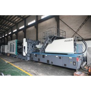 High Voltage 3600KN Clamping Force Auto Injection Molding Machine With Heating