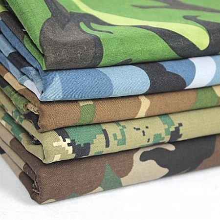 Polyester Cotton Blend Fabric for Camouflage Uniform in Medium Weight and TWILL