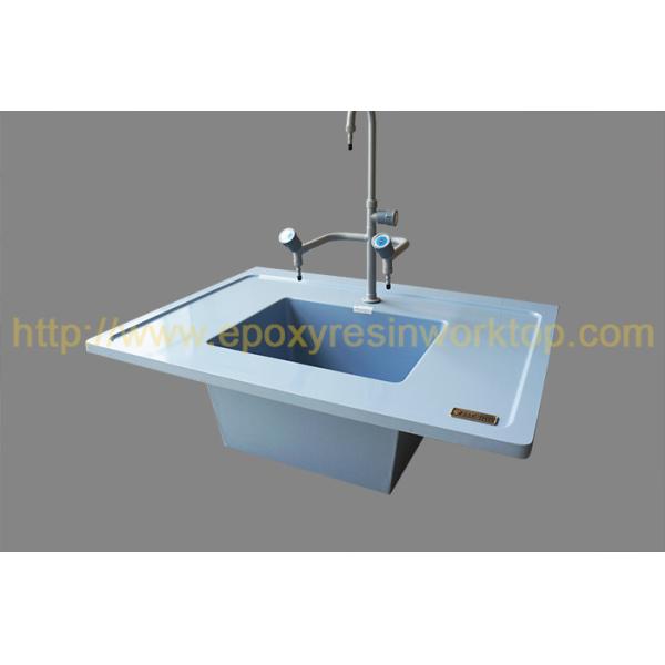 Glare surface epoxy resin corner countertop with corrosion protection for