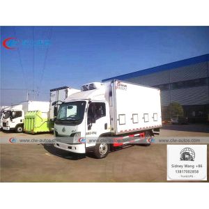Dongfeng 4x2 3T Refrigerated Delivery Truck For Livestock And Poultry