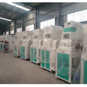 China Paddy Huller Rice Husker Parboiled Rice Sheller With Double Speed Automatic Rubber-Roller on sale