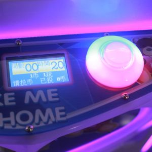 Take Me Home Kids Toy Claw Machine , Anti Shaking Crane Hello Kitty Claw Machine