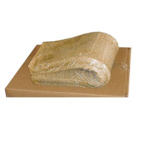 Molding Mastic To Make A Smooth Profile On Irregular Flanged Joints And Valves