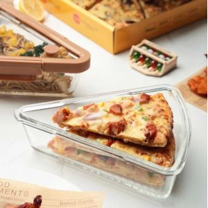 China Multifunctional 25oz Capacity Triangle Glass Pizza Storage Container for Food Storage on sale
