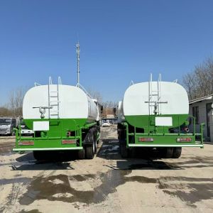 Sinotruk Howo Water Tanker Tractor 370HP 10-30 Tons 4 Axis