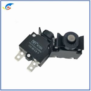 Cheap 30A Manual Overcurrent Overload Protector 250V Current Protection Switch Instea for sale