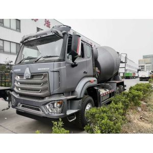 HOWO NX Lightweight Mixer Truck with 25T Payload and 300-400hp Maximum Horsepower for Construction Projects