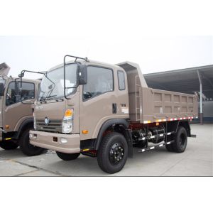 White SINOTRUK Light Duty Trucks Transporting Vegetables Fruits with