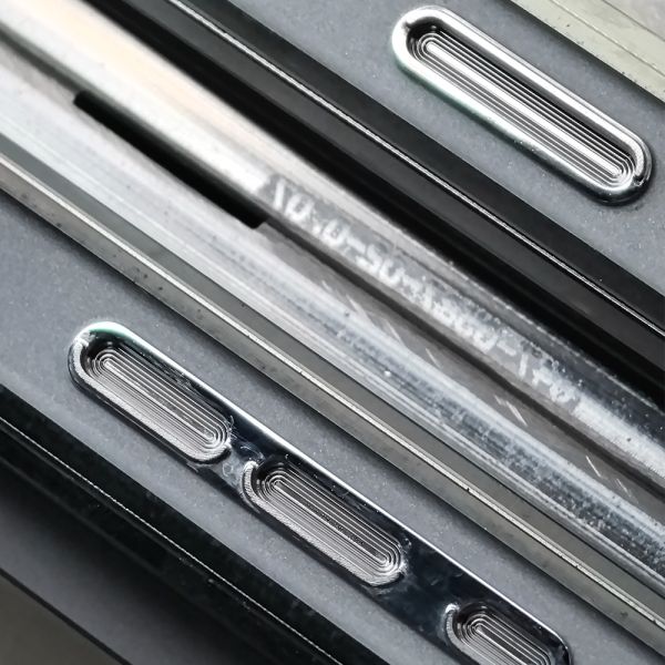 2D 3D Drawing Mobile Phone Case Injection Molds S136 Steel Custom