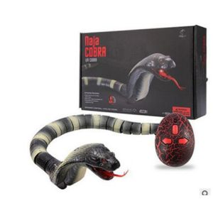 Remote-Controlled Rattlesnake Prank Toy ther Remote Distance Feature and Unique