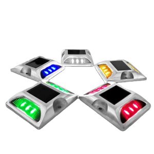 Flashing Light LED Solar Square Road Stud Advanced Road Safety and Marking