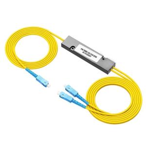 China Single-Mode G652D/G657A Fiber Optic Cable Splitter with 1*2 SC/UPC to SC APC Connector on sale