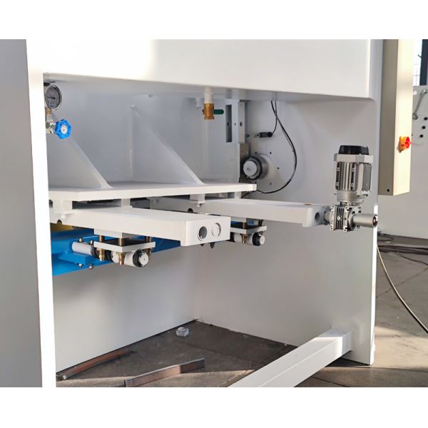 E21S Hydraulic Guillotine Shearing Machine 16X1600mm