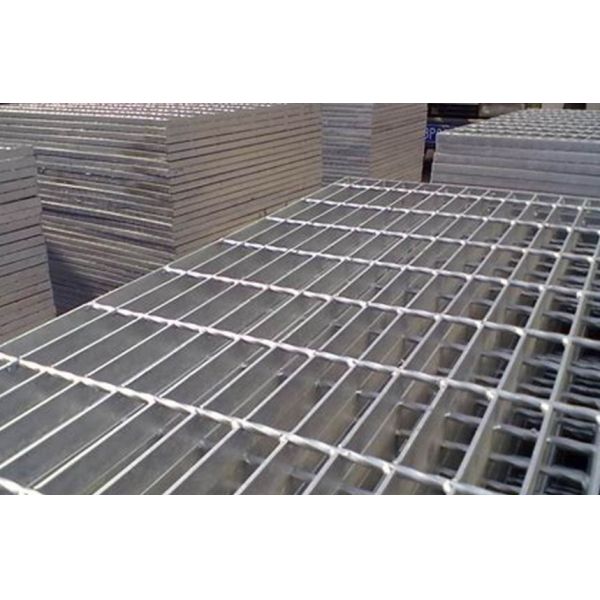 Quality Serrated Galvanized Rebar Grating Pressed 32*5mm  Stair Tread Grating wholesale