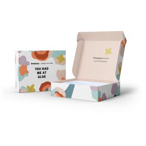 Custom Recycled Cardboard Packaging Magnetic Closure Foldable Shoe Clothes Gift