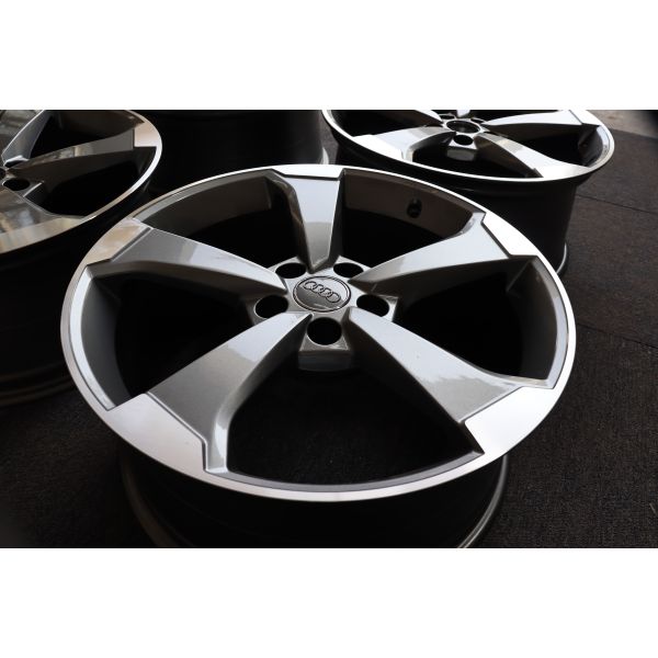 Cast Grey ET32 8.5J Aluminum Alloy 5 Spoke 19 Inch Rim For Audi RS3