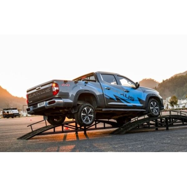 Stylish MAXUS STAR-L 2.0T Diesel Automatic 2WD Elite Long Box Version pickup