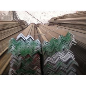 Hot Rolled 304 Stainless Steel Angle Bar With Hotel On The Surface