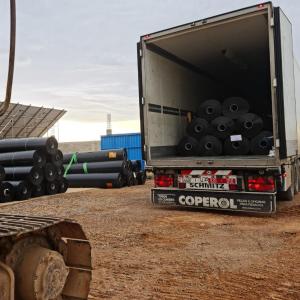 Contemporary Design Fish Farming Tanks 0.5mm HDPE Geomembrane with Width 2m-8m