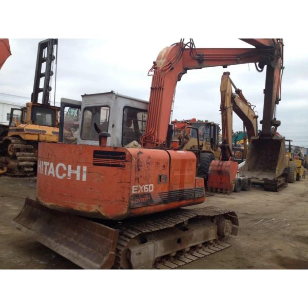 Quality Original Color Second Hand Hitachi Excavator , EX60 - 1 Hitachi 6 Ton Excavator wholesale