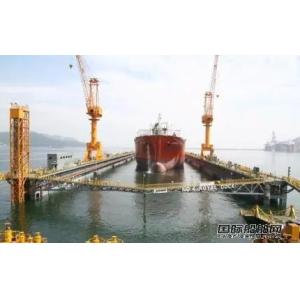 Marine Floating Shipyard Port Crane For Ship Repair Rust Removal Painting