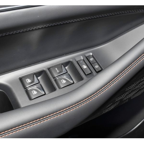 Economic Antomatic& Manual Gasoline UNIK 2.0T Deluxe 2021 Version 5 Door 5 seats SUV