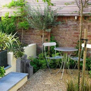 Rock Cast Stone Water Fountain with LED Lights Three Tier with Low Splash Design