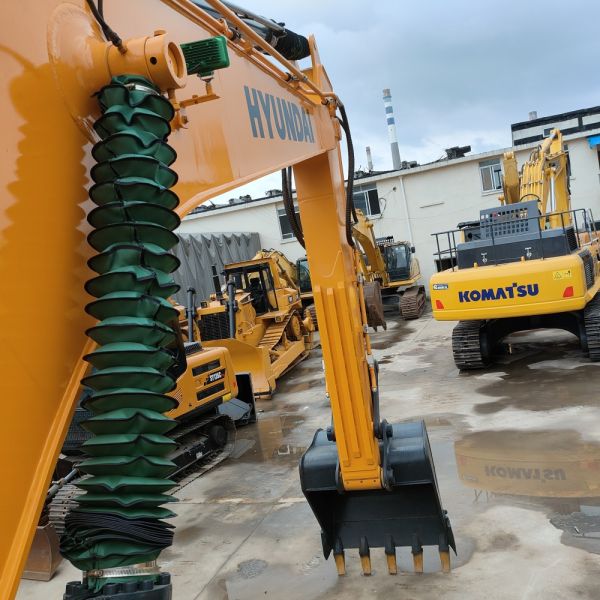 Upgrade Your Construction Equipment With Used Hyundai Excavator 220LC-9S