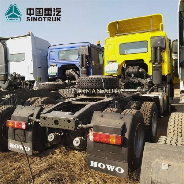 Sinotruk Howo Prime Mover Truck 10 Wheel With 420hp Big Horsepower Engine