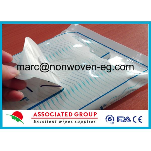 Quality Pre Moistened No Rinse Shampoo Wet Wash Glove Waterless , Alcohol And Paraben Free wholesale