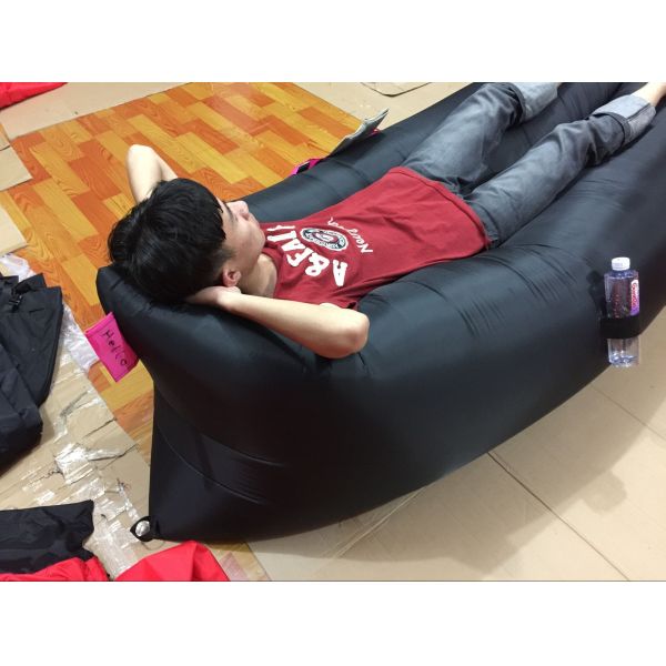 hot sell Lazy lamzac hangout inflatable air sleeping bag/sofa/couch bed for