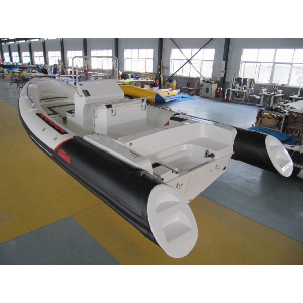 Quality Rigid Hull rib inflatable boat , 225HP hard bottom inflatable boat 680cm length wholesale