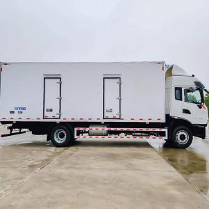 Seafood and Live Fish Transport Truck 6-meter-8 Dongfeng Diesel Fuel Type Box