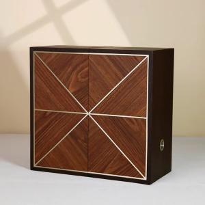 Custom Walnut Wine Display Box Laser Engraving With LED Light
