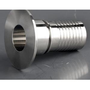 Swivel flange with toothed hose shank for connecting with another hose closely