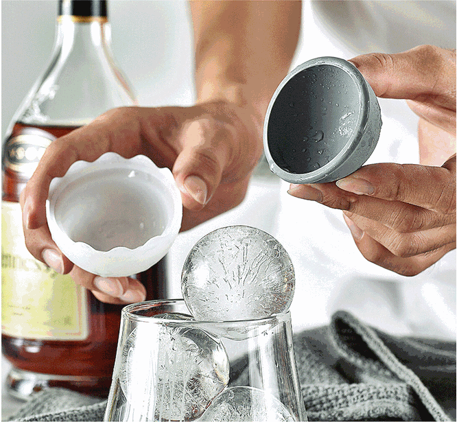Flexible Silicone Ice Ball Mold 2.4 Inch Durable Whiskey Spheres for Ice Cream Tools