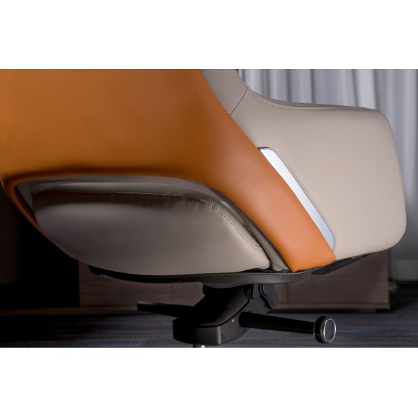 Conference Luxury Executive Office Chairs DIOUS 135d Back Tilt