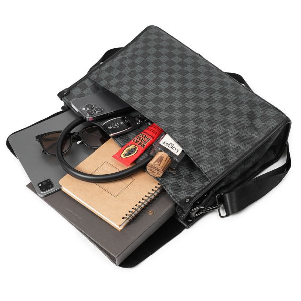 Classic Plaid Pattern Mens Business Briefcase for Business Trips and Laptop Storage