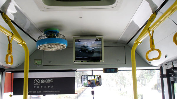 High Brightness 18.5 Inch Car Digital Signage Lcd Toughened Glass Panel