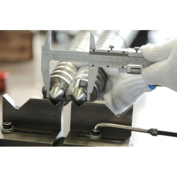 Quality Conical Twin Screw Barrel Bimetallic Alloy For Pipe Extrusion wholesale